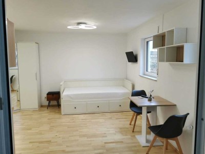 Exklusive 1-Zimmer-Hochparterre-Wohnung in Stuttgart