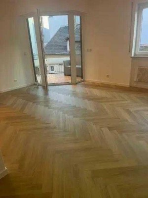 Erstbezug: Sanierte 2-Zimmerwohnung im Zentrum von Baden-Baden