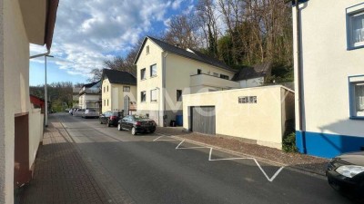 Einfamilienhaus mit möglicher Gewerbenutzung in Runkel!