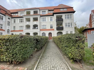 gemütliche 2 Zimmer Wohnung mit Balkon & Einbauküche!