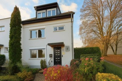 Schwalbach: "Kinder willkommen" - hier scheint für die junge Familie die Sonne direkt ins Haus!