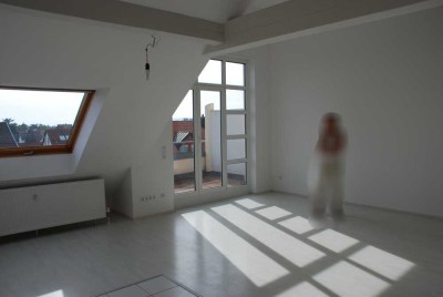 lichtdurchflutete Maisonettewohnung im bevorzugten Nordwesten von Edenkoben zu verm: 06323-6029