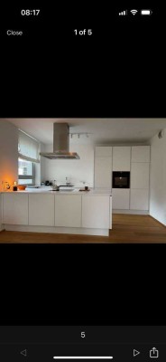 Neuwertige 2-Zimmer-Wohnung mit Balkon in Stuttgart