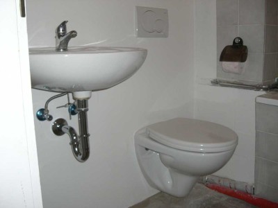 Helle 2-Zimmer Wohnung in Karlsruhe Südstadt, 1. OG