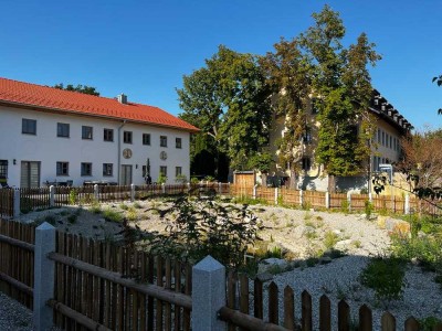 ***Mietangebot: Wunderschöne 3-Zi. Wohnung mit EBK, Terrasse und Garagenstellplatz***