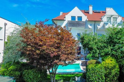 Wunderbare Familienoase mit Gebirgsblick,und kleiner &amp; feiner Gartenanlage &amp; Pool!