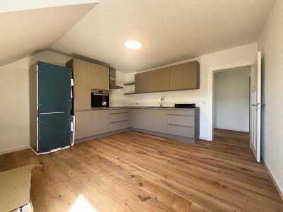 Erstbezug 2-Zi.-DG-Whg. im Altbau, sonnige und zentrale Lage, Bad Orb