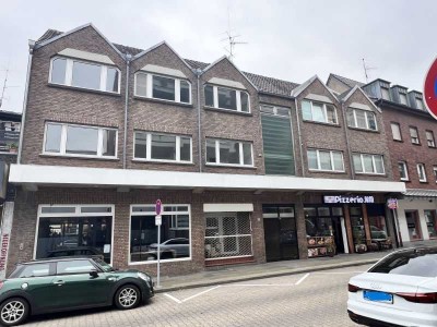 Für Altstadt-Genießer: Moderne 2-Zimmer-Wohnung mit großer Dachterrasse im Herzen von Moers
