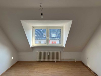 Charmante Dachgeschosswohnung in Dortmund - Ideal für Singles oder Paare!