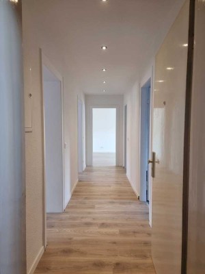 Helle 3-Zimmer Wohnung mit Balkon im 3. OG in Aachens Frankenberger Viertel