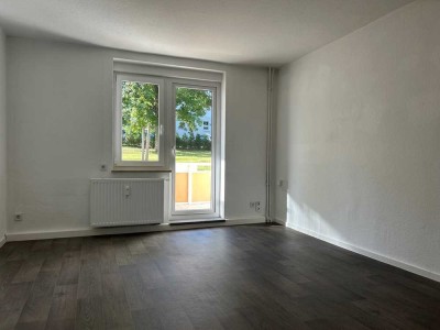 Sehr schöne 3-Raum-WE mit Blick ins Grüne