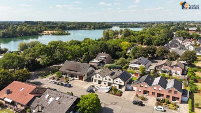 Reihenendhaus am Lago Laprello – gepflegt, ruhig, bezugsfrei mit Garten & Garage