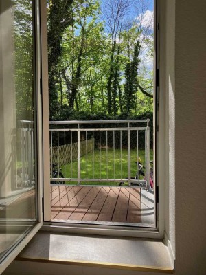 Grün, sonnig, frisch renoviert, mit neuer EBK, WG geeignet
