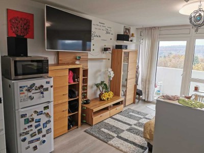 Möbelierte helle  1 Zimmer-Wohnung in Fürstenfeldbruck