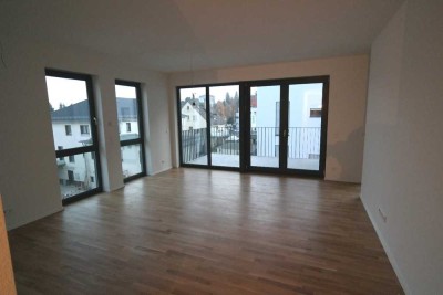 Moderne 3-ZKBB-Wohnung mit EBK, Parkett, Balkon & TG-Platz!