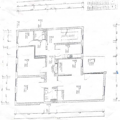 Schöne 4-Zimmer-Wohnung mit Balkon in Lehrte