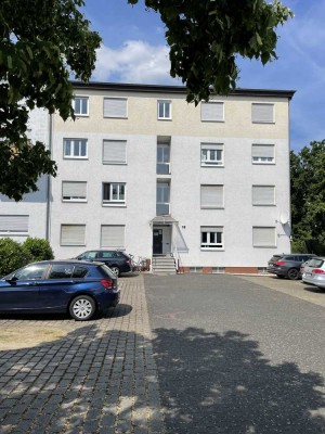 Schöne 3-ZKB mit Balkon im Kliniksviertel