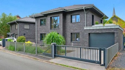 Junge Stadtvilla mit Luxusausstattung: Wohnen zwischen Nord- und Südsee in Xanten-Wardt!
