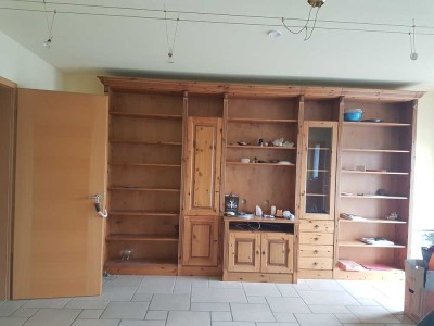 Helle 2-Zimmer-Wohnung mit gehobener Innenausstattung mit Balkon und EBK in Hürth