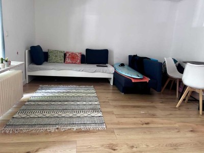Voll möblierte Terrassenwohnung in Karlsruhe