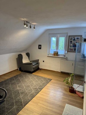 2- Zimmer Dachgeschoss Wohnung in Sandhausen