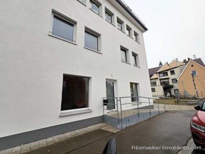"Klar gestaltete Erdgeschosswohnung mit Privatzugang und Terrasse!"