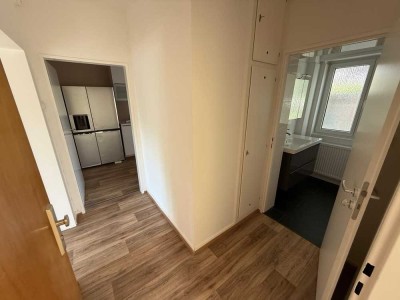 Exklusive 3-Raum-Wohnung in Zentraler Lage mit Einbauküche in Kronberg im Taunus