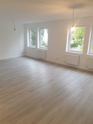 TOP sanierte 2-Zimmer Wohnung !!