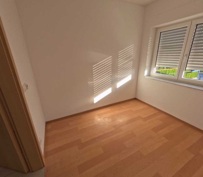 Helle 4-Zimmer Wohnung mit Gartenmitbenutzung in Hüttenberg-Hörnsheim