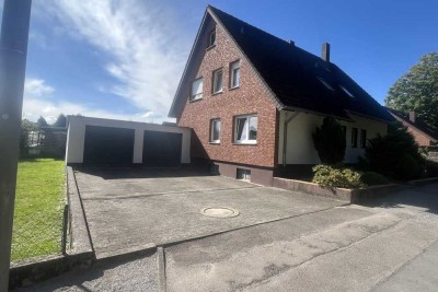Gepflegtes Zweifamilienhaus mit Multifunktionsmöglichkeit in Dörentrup!