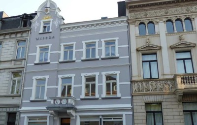 Sanierte Wohnung mit vier Zimmern und Einbauküche in Stolberg