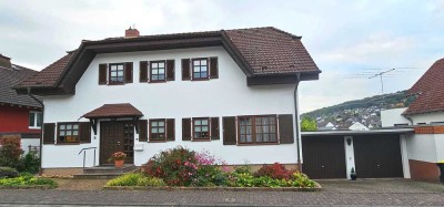Ndh.-Oberjosbach: Top gepflegtes EFH mit Traumgrundstück