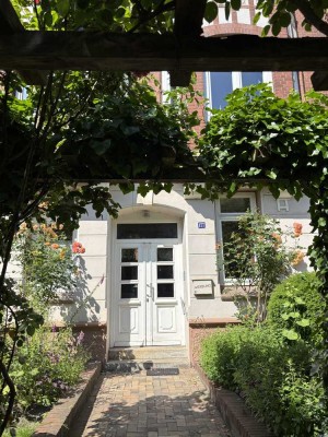 Helle 4-Zimmer Wohnung im 1. OG in Kiel-Ravensberg befristet für 1 Jahr