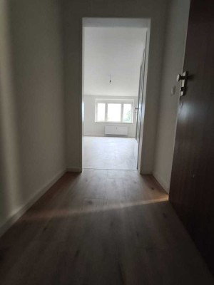 Schöne 1 - Zimmer Wohnung mit Aufzug und Balkon in Hamm