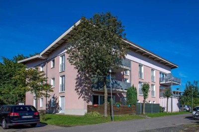 Helle 2-Zimmer-Wohnung mit Balkon in ruhiger Lage