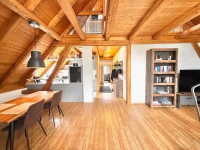 Gemütliche Maisonettewohnung inkl. Küche, Carport und Garten