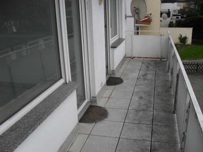 Schöne Etagenwohnung mit großem Balkon