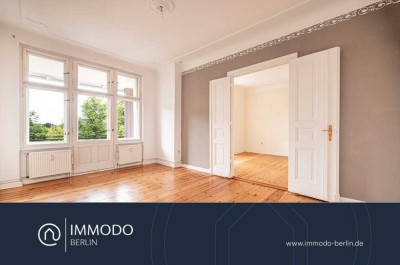 ⭐️ Familien-Traum am Schlosspark Lichterfelde - Großzügige 4 Zi Altbau Wohnung mit Stuck & Balkon