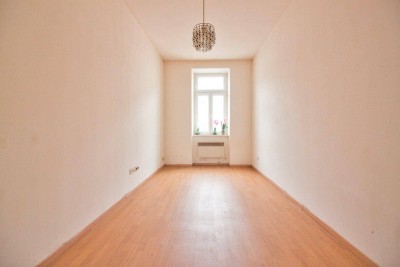 2-3 Zimmer-Wohnung mit viel Potential | tlw. Renovierung notwendig | barrierefrei | perfekte Infrastruktur