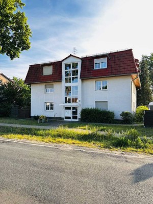 Modernisierte 1-Zimmer Wohnung mit Stellplatz und EBK