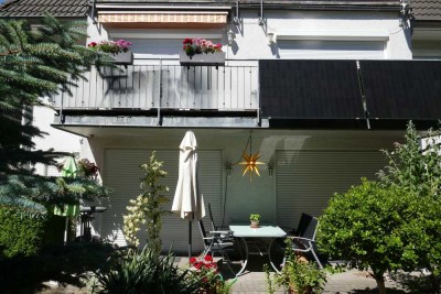 Attraktive 4-Raum-Wohnung in 12683 Berlin-Biesdorf/Süd