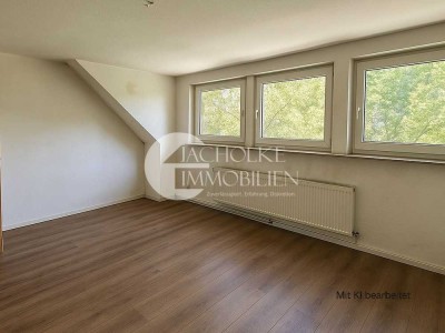 Helle Dachgeschosswohnung mit 3 Zimmern in Uelzen – Frei ab August