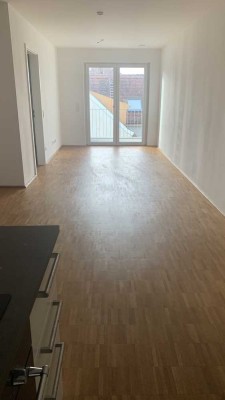 Wohnung mit EBK und Balkon: stilvolle 2-Zimmer-Wohnung in Maisach
