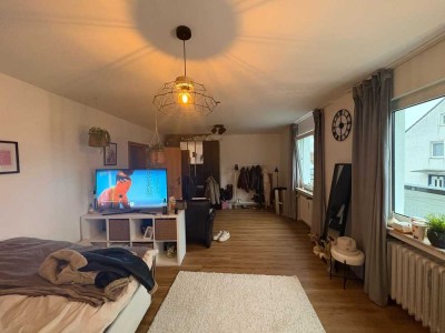 Helle 1-Zimmer-Wohnung in Köln Mülheim