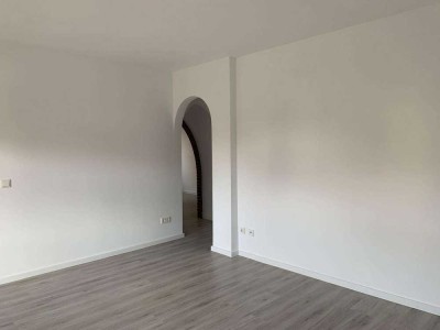 sanierte gut gelegene Wohnung 2 ZKB mit Balkon nähe Stadtpark Homburg-Saar