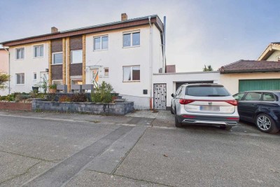 Großzügige Doppelhaushälfte mit Kamin, Dachterrasse und viel Potenzial in Bürstadt-Bobstadt