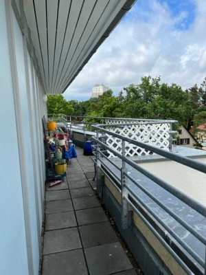 Penthhauswhg, Anzahlung nach Notarvertrag, Restzahlung bei Auszug der Mieter!