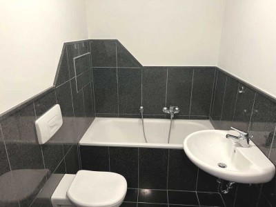 Wohnen im Lutherviertel mit Einbauküche und modernem Bad