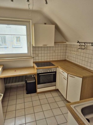 Attraktive 3-Zimmer-Dachgeschosswohnung mit Balkon und EBK in Biberach