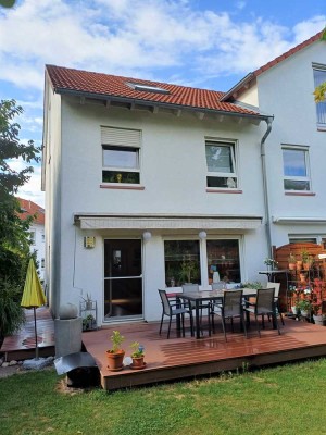 Neuwertiges Reihenendhaus: Bitte Verkaufshinweise* beachten